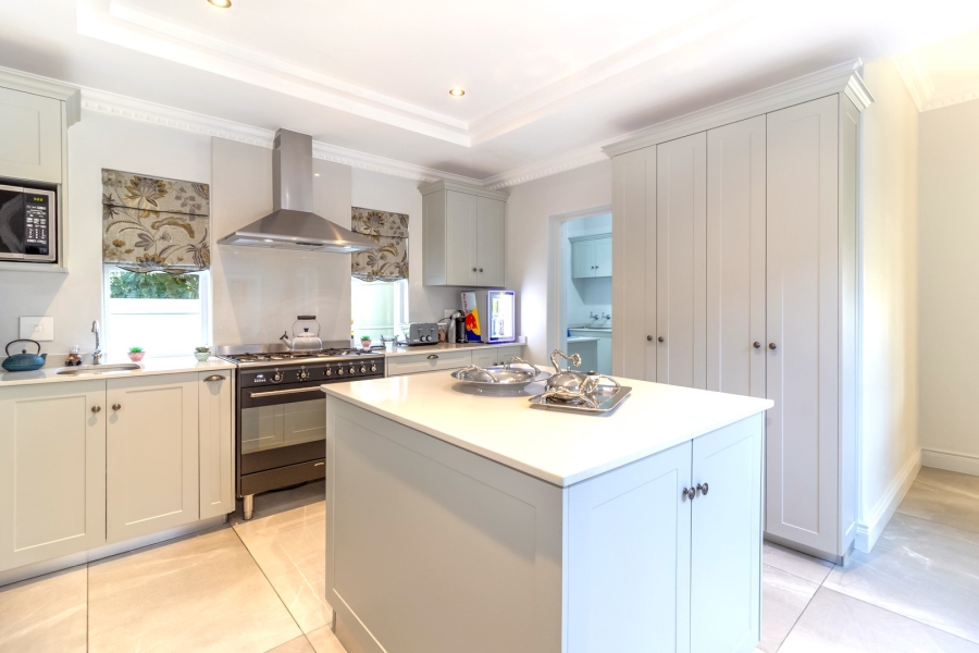 4 Bedroom Property for Sale in Boschenmeer Golf Country Estate Western Cape